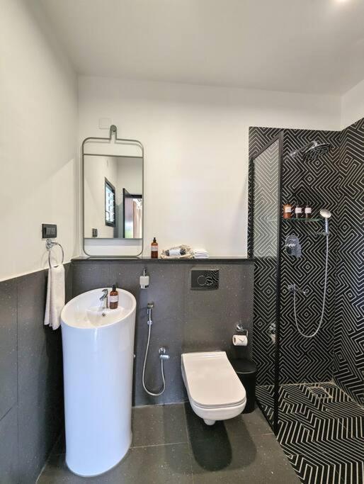 Cove Luxury Beach Villa Mahabalipuram Buitenkant foto